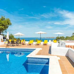 Gasthuis Cala Moli, Cala Tarida (Ibiza)